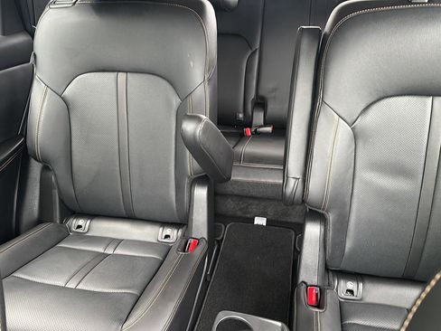 Used 2025 MAZDA CX-90 3.3 Turbo w/ Preferred Package image 33