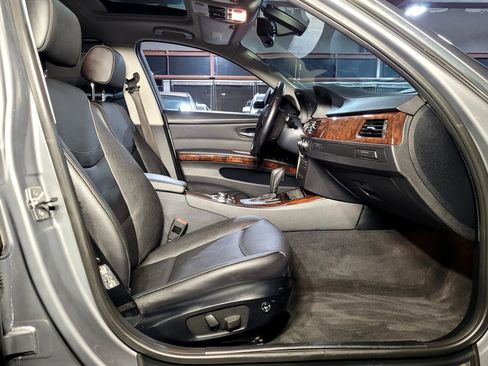 Used 2011 BMW 335i xDrive Sedan image 21