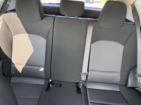 Used 2025 Kia Soul LX w/ LX Technology Package FWD image 37