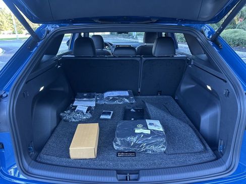 New 2025 Volkswagen Atlas Cross Sport SEL R-Line image 24