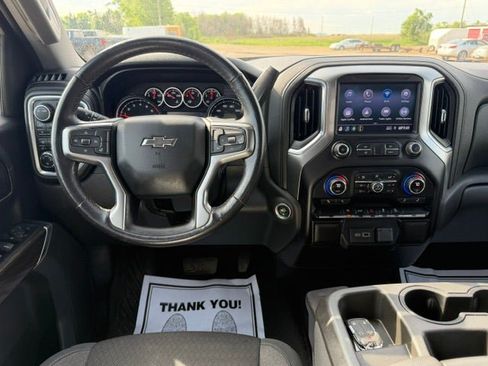 Used 2021 Chevrolet Silverado 1500 RST AWD/4WD image 17