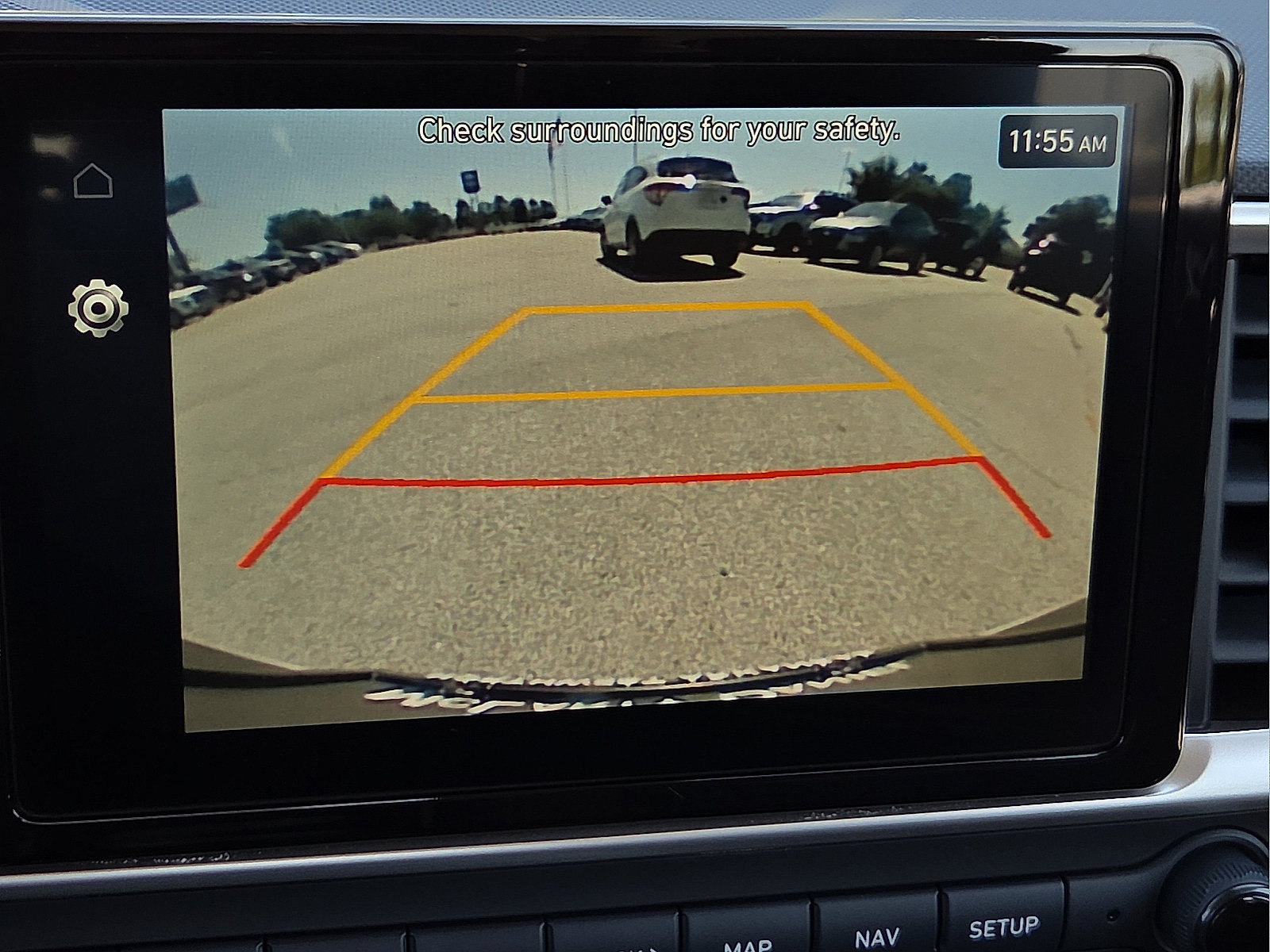 Used 2025 Hyundai Venue Limited FWD image 16