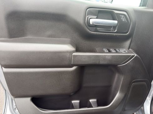 Used 2021 Chevrolet Silverado 1500 Custom w/ LPO, Dark Essentials Package image 15