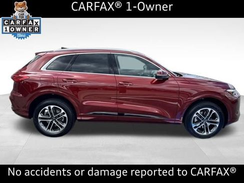 Certified 2025 Audi Q5 Premium Plus w/ Premium Plus image 2