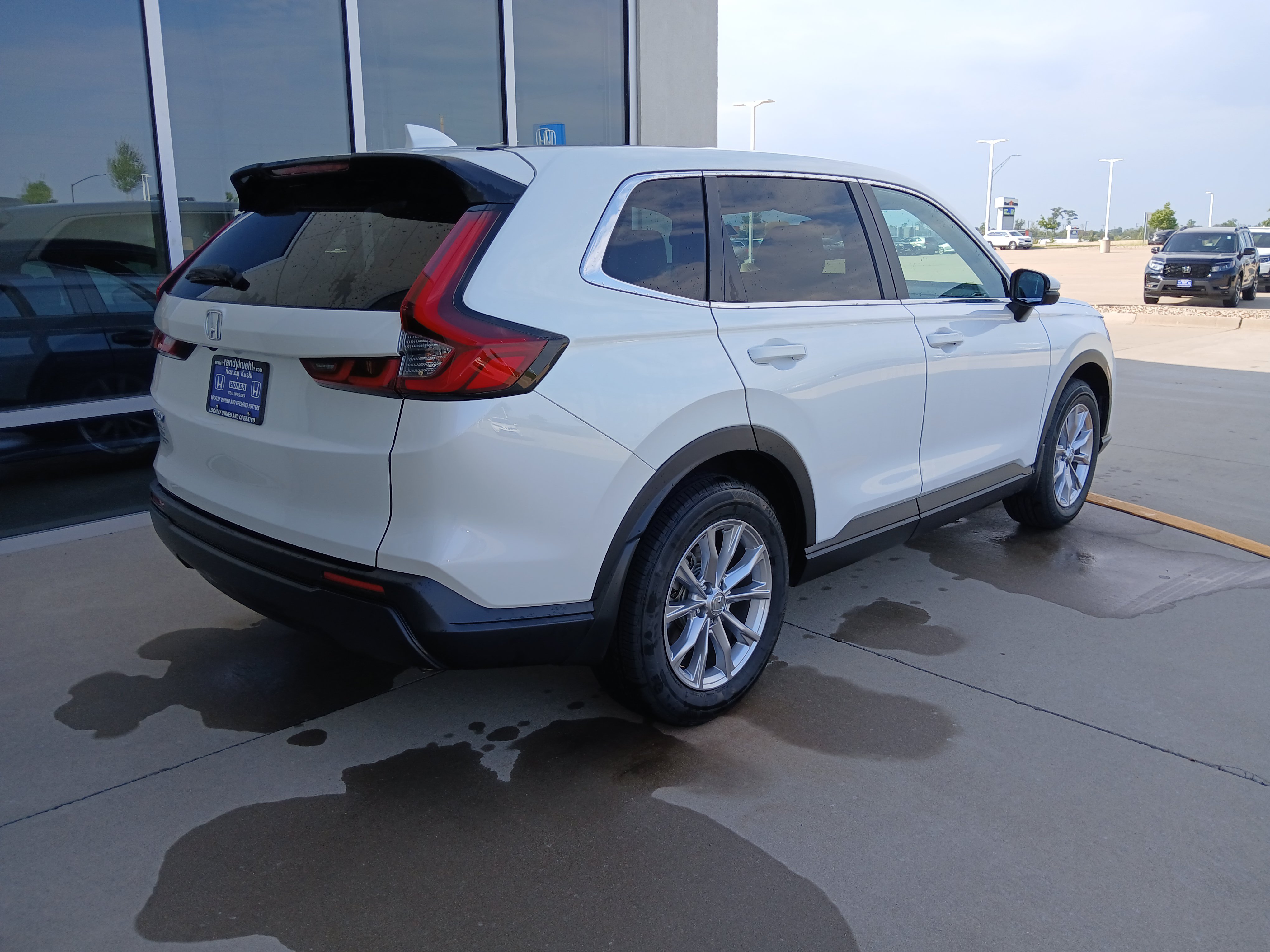 Used 2024 Honda CR-V EX image 7