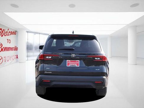 Certified 2025 Toyota Grand Highlander AWD image 6