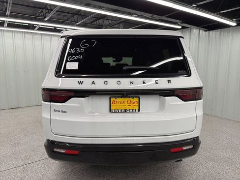 New 2025 Jeep Wagoneer Series II w/ Convenience Group I image 5
