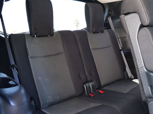 Used 2020 Nissan Pathfinder S FWD image 27