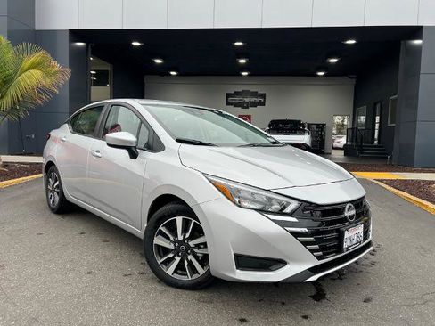 Certified 2025 Nissan Versa SV w/ Trunk Package image 1