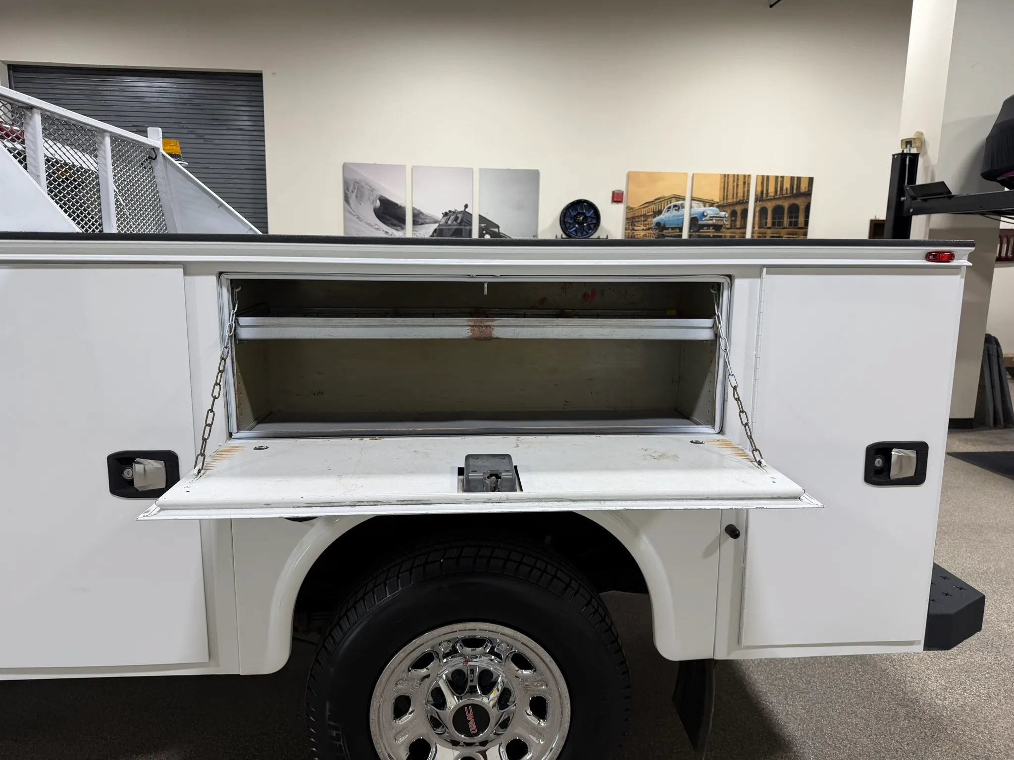 Used 2014 GMC Sierra 3500 W/T w/ Snow Plow Prep Package AWD/4WD image 17