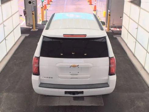Used 2018 Chevrolet Tahoe LS RWD image 5