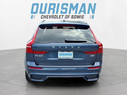 Used 2024 Volvo XC60 B5 Ultimate w/ Protection Package Premier AWD/4WD image 4