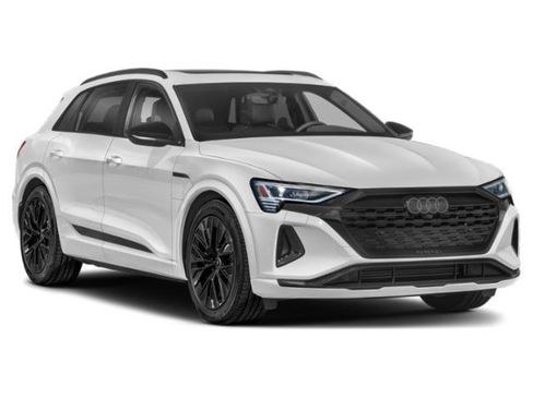 Used 2024 Audi Q8 e-tron Prestige AWD/4WD image 9