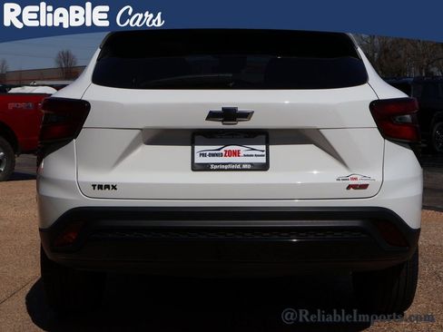 Used 2024 Chevrolet Trax RS image 5