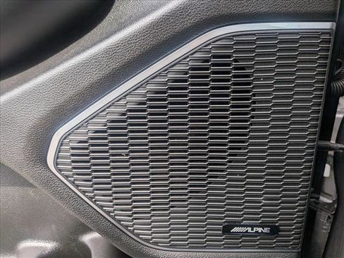 Used 2023 Jeep Grand Cherokee Overland w/ Luxury Tech Group IV image 16