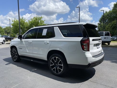 Used 2022 Chevrolet Tahoe RST w/ Luxury Package AWD/4WD image 7