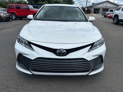 Used 2023 Toyota Camry LE image 3