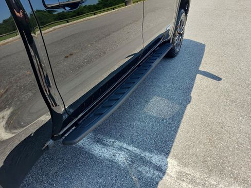 Certified 2026 GMC Sierra 1500 AT4 w/ AT4 Premium Package AWD/4WD image 7