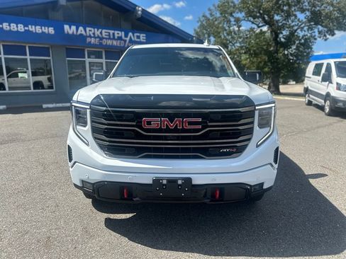 Used 2025 GMC Sierra 1500 AT4 AWD/4WD image 13