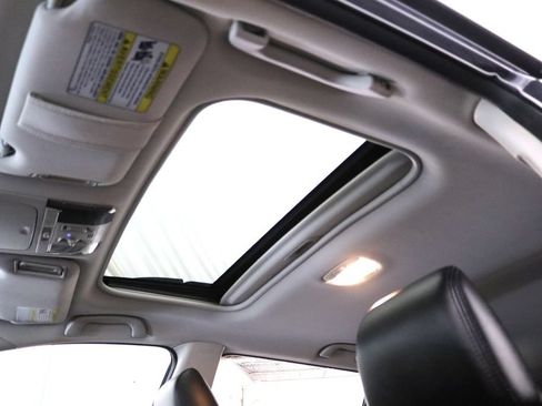 Used 2012 Subaru Outback 2.5i Limited w/ Moonroof Pkg AWD/4WD image 23