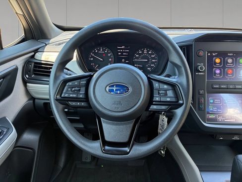 Used 2025 Subaru Forester AWD/4WD image 13