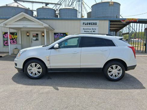 Used 2012 Cadillac SRX FWD image 3
