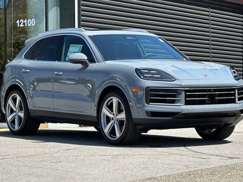 New 2026 Porsche Cayenne AWD/4WD image 10