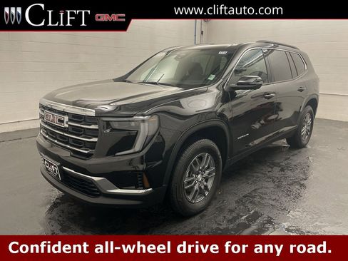 Used 2025 GMC Acadia Elevation image 1