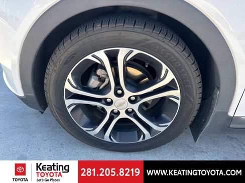 Used 2018 Chevrolet Bolt Premier w/ Driver Confidence II Package image 9