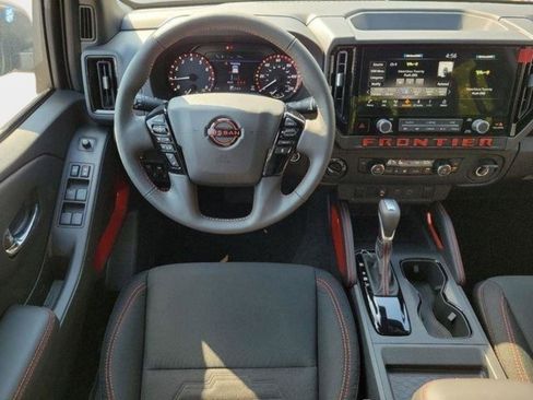 New 2025 Nissan Frontier PRO-4X image 7