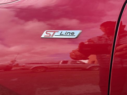 New 2025 Ford Escape ST-Line Elite image 21