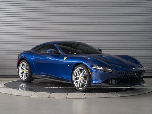 Used 2023 Ferrari Roma RWD image 7
