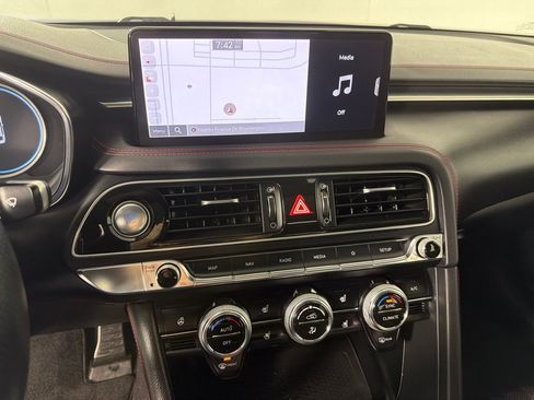 Used 2022 Genesis G70 3.3T w/ Sport Advanced Package image 19