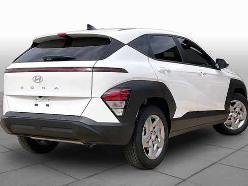 Used 2026 Hyundai Kona SE FWD image 14