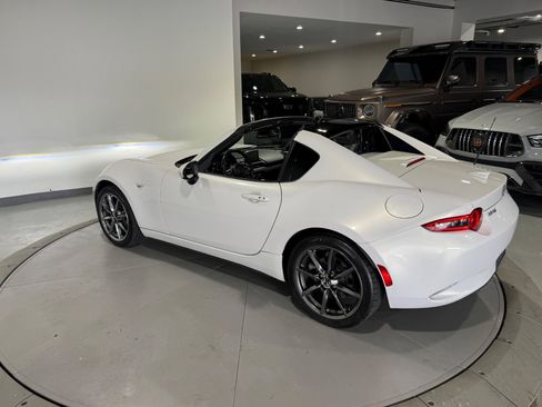 Used 2017 MAZDA MX-5 Miata RF Grand Touring RWD image 10