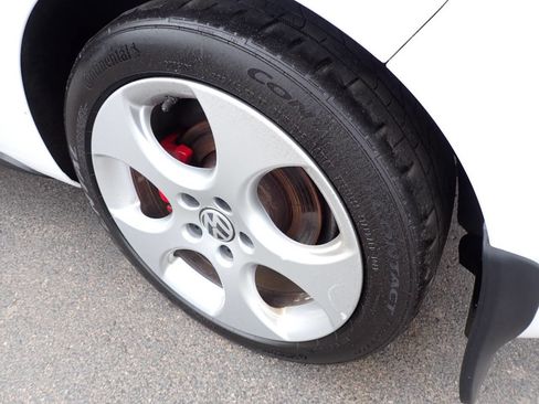 Used 2010 Volkswagen GTI 4-Door image 13