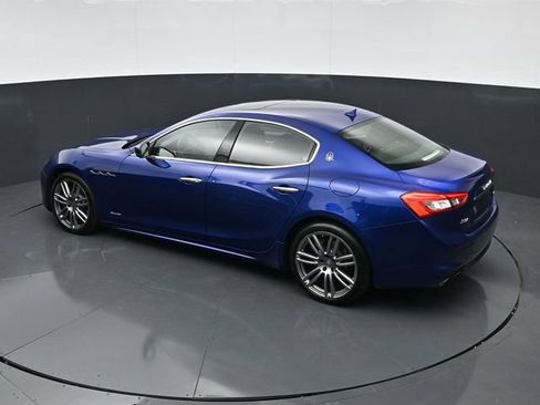 Used 2018 Maserati Ghibli S GranLusso AWD/4WD image 37