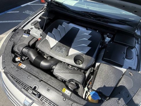 Used 2012 Hyundai Genesis 5.0 RWD image 27