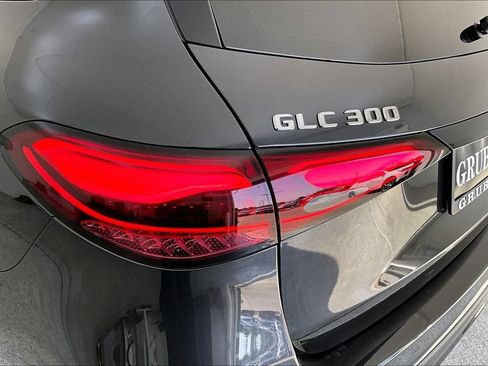 Used 2025 Mercedes-Benz GLC 300 image 37