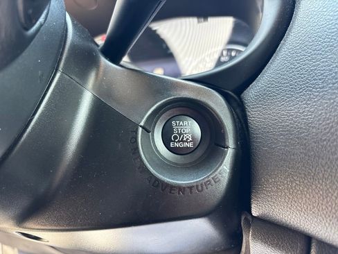 Used 2021 Jeep Renegade Limited AWD/4WD image 17