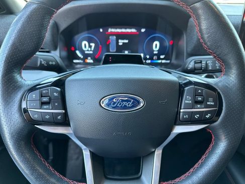 Certified 2025 Ford Explorer ST-Line AWD/4WD image 24