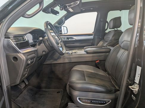 Used 2022 Jeep Grand Wagoneer Series I image 12