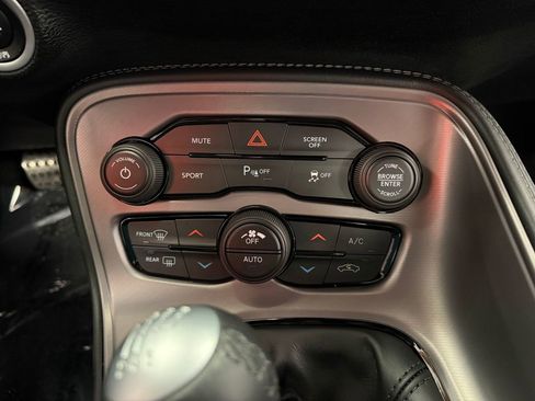 Used 2023 Dodge Challenger R/T image 23