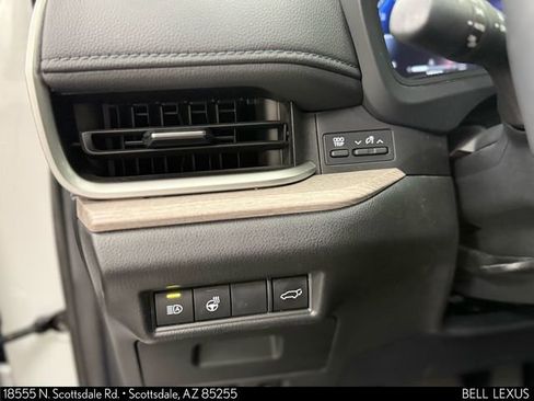 Used 2024 Toyota Grand Highlander Limited image 14