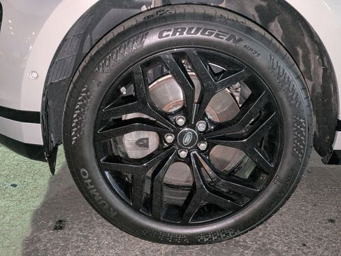 Used 2020 Land Rover Range Rover Evoque R-Dynamic SE image 29