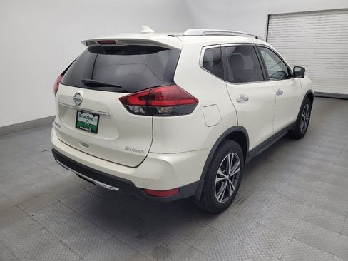 Used 2019 Nissan Rogue SV w/ Premium Package AWD/4WD image 9