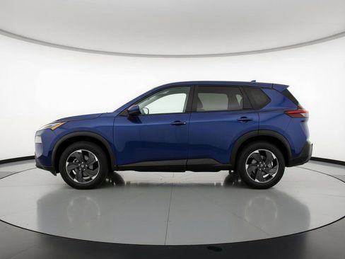 Used 2025 Nissan Rogue SV FWD image 5