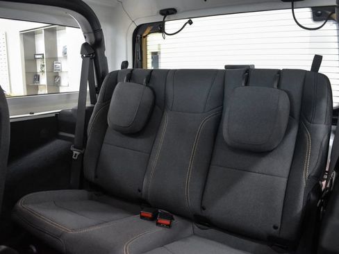Used 2024 Jeep Wrangler Sport AWD/4WD image 30