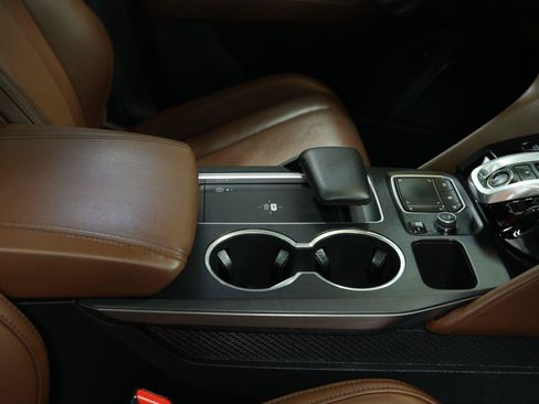 Used 2023 Acura MDX SH-AWD w/ Technology Package image 23