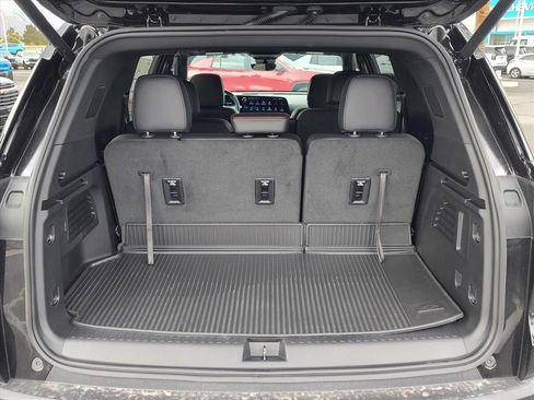 New 2026 Chevrolet Traverse Z71 w/ Enhanced Driving Package image 8